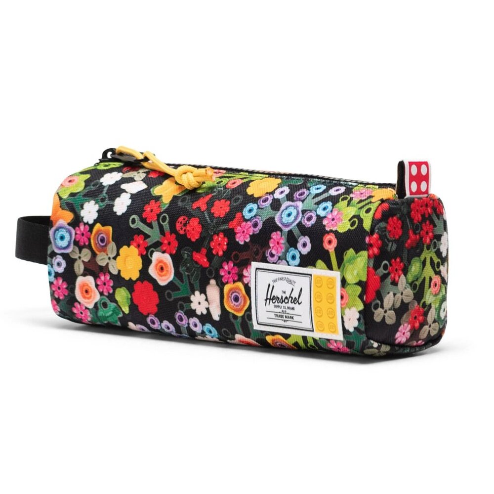 LEGO® Settlement Pencil Case - 1L new with tags Scavenger Hunt Meadow